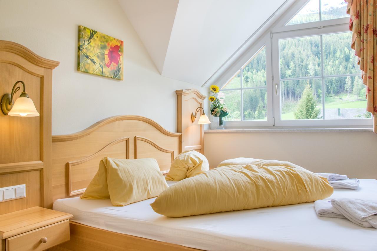 Hotel Gell Tweng Ngoại thất bức ảnh
