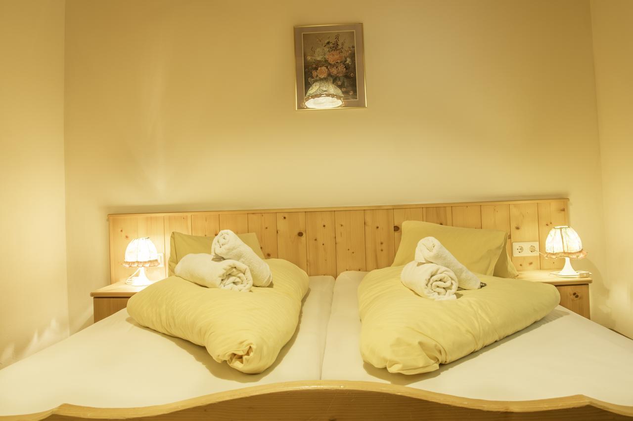 Hotel Gell Tweng Ngoại thất bức ảnh