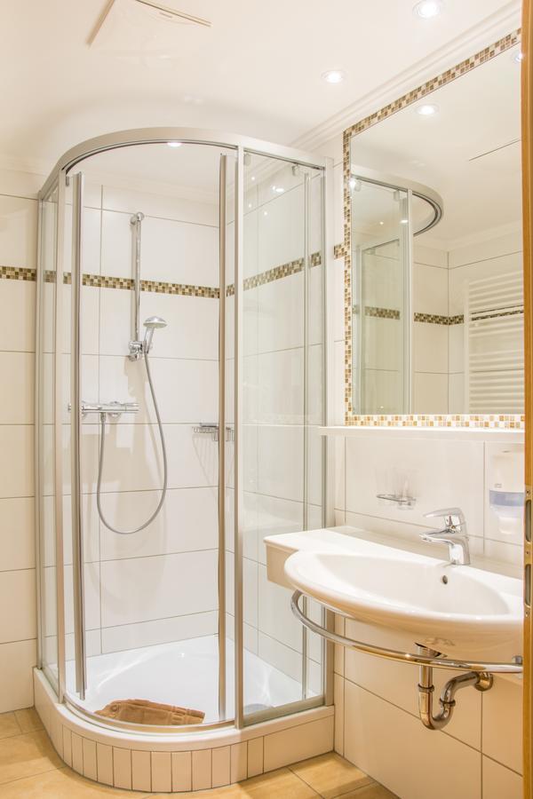 Hotel Gell Tweng Ngoại thất bức ảnh